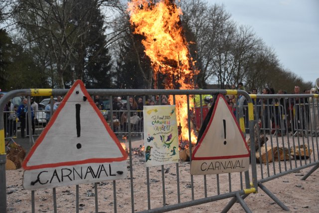 25-04-12-19H41-DSC_0882